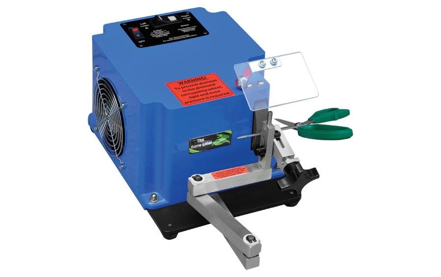 Corru gator blade groover