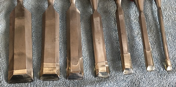 Sharpened chisels protected edges