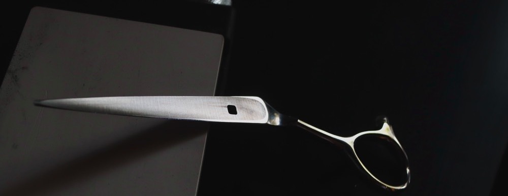 Scissor%20With Whetstone